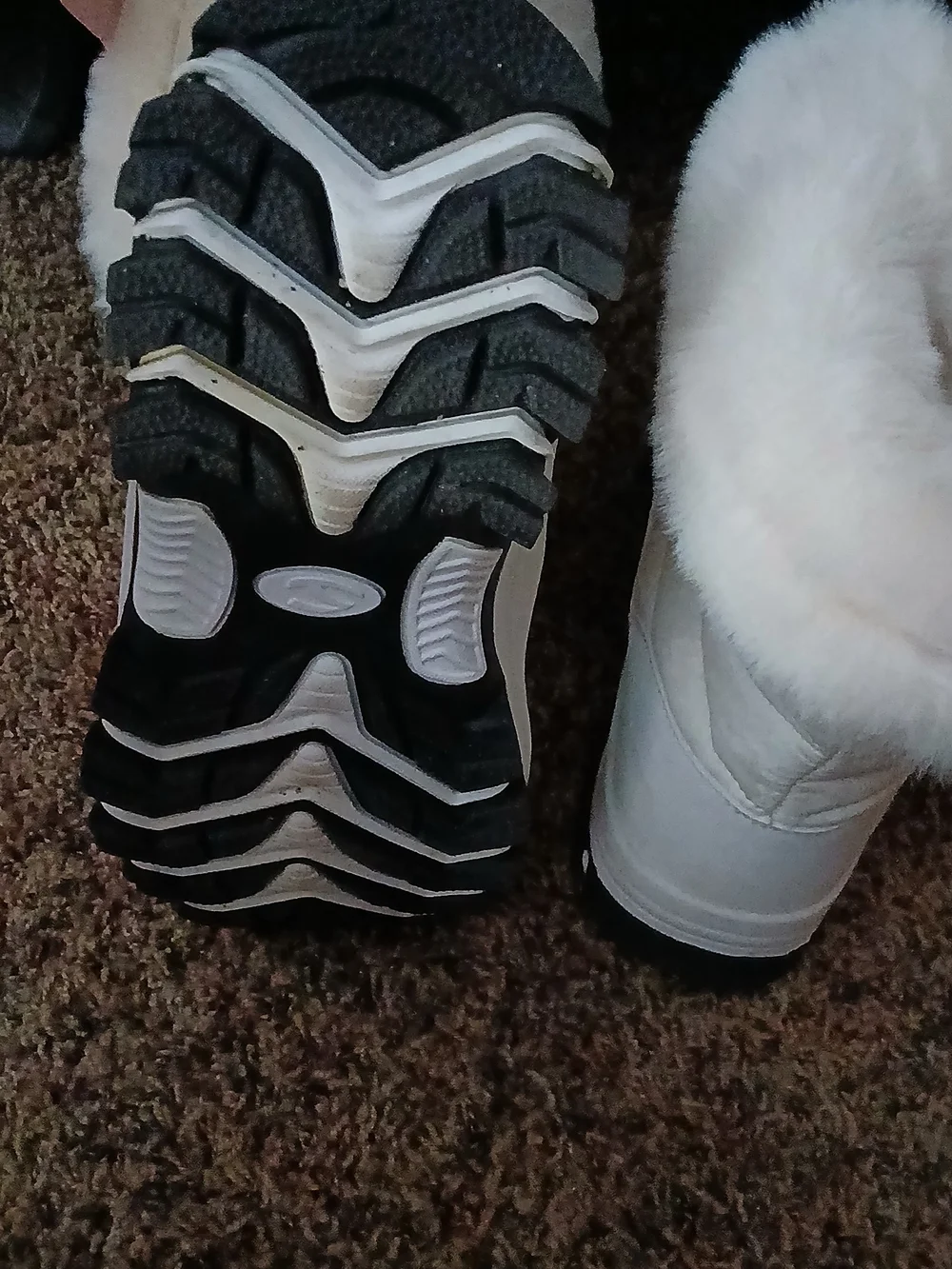 Cream Colored Faux-Fur Winter Snow Boots - Women's Outdoor Ankle Boot